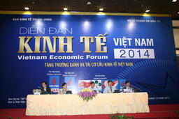 Diễn Đàn Kinh Tế Việt Nam 2014