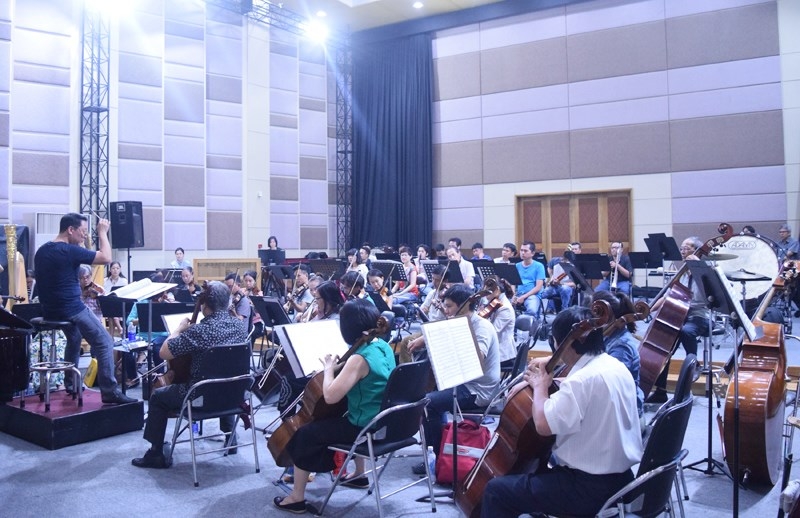Nhà hát Giao hưởng Nhạc Vũ Kịch TPHCM đề xuất thu hút nhân tài ở 2 vị trí là Chỉ huy dàn nhạc giao hưởng và Chỉ huy dàn dựng nhạc kịch. (Ảnh: HBSO)