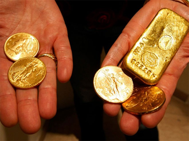 <b>4. Pháp</b><br><br><i>Mức dự trữ vàng chính thức: 2.435,5 tấn<br>Tỷ lệ vàng trong dự trữ ngoại hối: 62,1%</i><br><br>Vào tháng 11/2014, lãnh đạo cánh hữu Marine Le Pen của Pháp - người có khả năng trở thành Tổng thống tiếp theo của nước này - viết rằng bà muốn vàng của Pháp phải được đưa về Pháp. Bà Le Pen cũng đề xuất Ngân hàng Trung ương Pháp nên mua thêm vàng để dự trữ.<br>