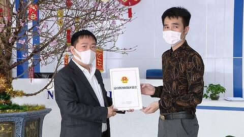 Trao giấy chứng nhận đầu tư cho dự án 30 triệu USD tại Quảng Ninh