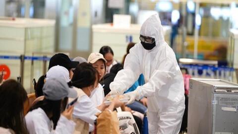 Tin tức trong ngày 19/2: Đề xuất ưu tiên tiêm vaccine cho nhân viên hàng không