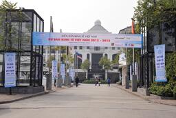 MỤC TIÊU : Diễn Đàn Kinh Tế Việt Nam "Dự Báo Kinh Tế Việt Nam 2012 - 2020"