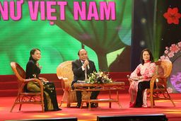 Chương trình " Tự Hào Phụ Nữ Việt Nam" 