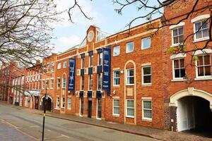 DU HỌC ANH: TRƯỜNG TƯ THỤC ABBEY COLLEGE - LONDON