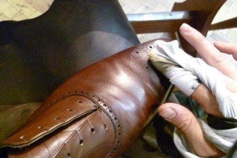 Learn how to polish new leather shoes