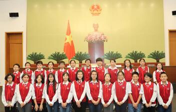 AH3I9889_9443c