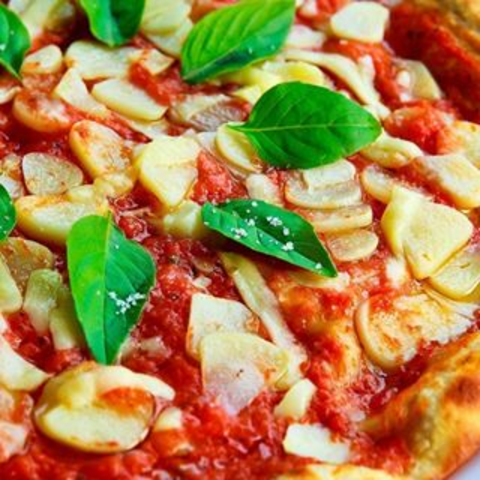 MewFood hiện tượng mới về "Khô Gà Lá Chanh"