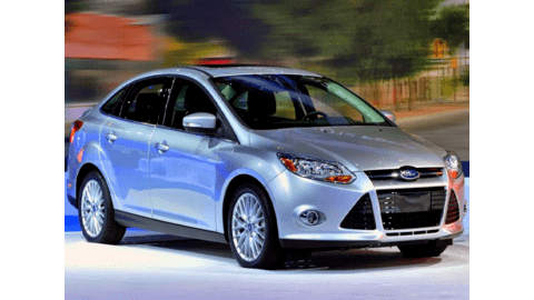 Ford Focus 1.6L 4 cửa Trend 6PS