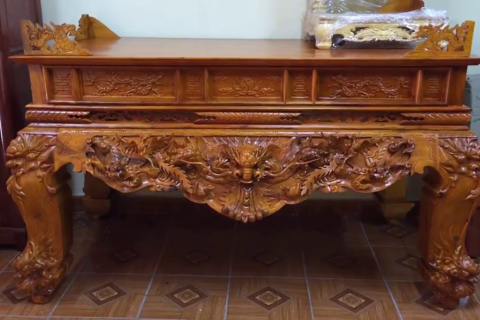 Sập thờ tam cấp