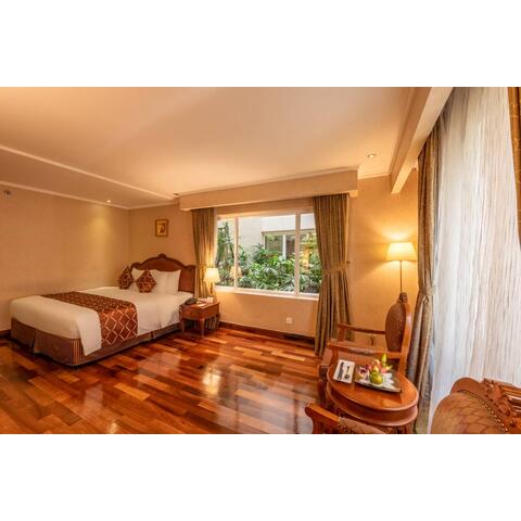 Khách sạn Grand Sài Gòn