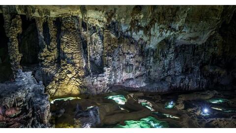 Tour Thám Hiểm Phong Nha 2N1D: Khám Phá Hang Pygmy