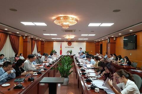 Ngày Doanh nhân Việt Nam 13/10: Cắt giảm điều kiện đầu tư kinh doanh đừng chỉ nhìn vào con số