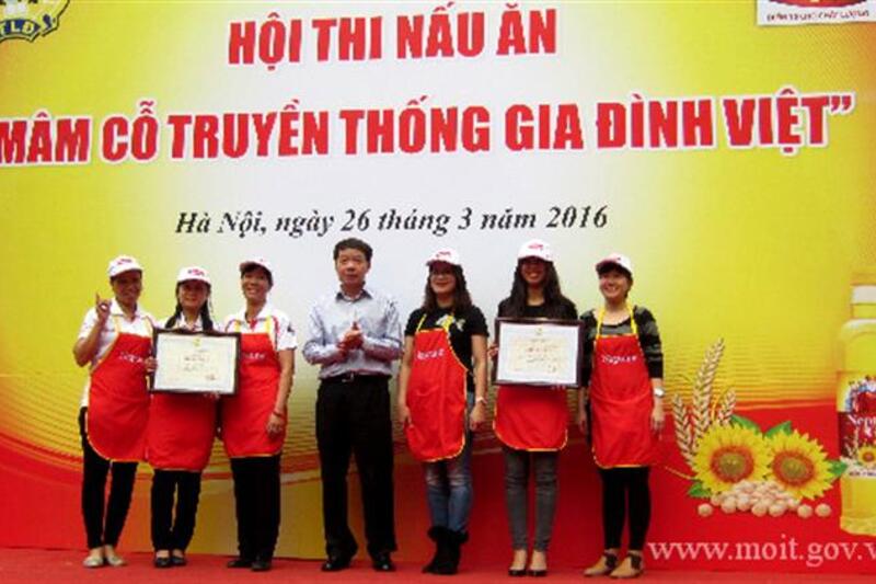 Hội thi nấu ăn 2016: Mâm cỗ truyền thống gia đình Việt