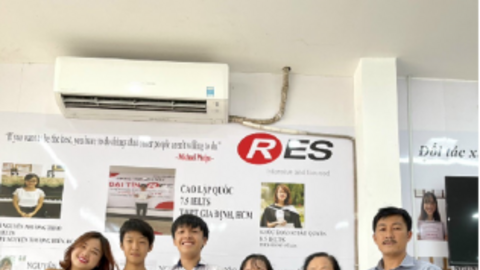 HỌC SINH THỊ TRẤN VĨNH AN (CÁCH TRUNG TÂM HƠN 40KM) ĐẠT 7.5 IELTS – TUYỂN THẲNG ĐẠI HỌC NGOẠI THƯƠNG NHỜ KHÓA HỌC ONLINE TẠI RES