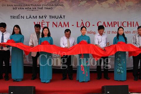 Triển lãm Mỹ thuật Việt Nam - Lào - Campuchia