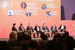 Diễn đàn kinh tế Việt Nam 2018 - P1