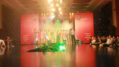 24297464_504643896601211_8216616654674643981_o