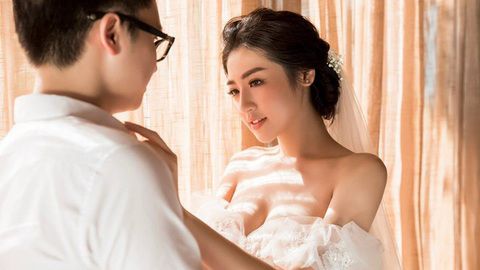 Không còn tiết lộ "nhỏ giọt", đây là trọn bộ ảnh cưới ngọt ngào của Á hậu Tú Anh và vị hôn phu