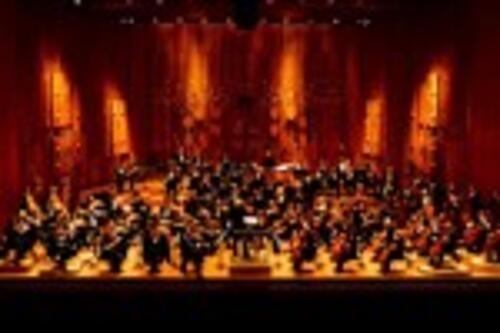 Dàn nhạc giao hưởng London biểu diễn tại hồ Gươm sớm hơn 1 ngày