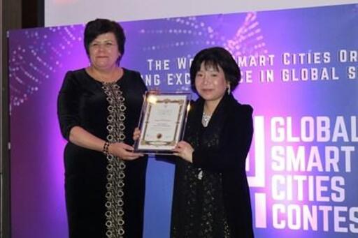 Người Việt Nam đầu tiên nhận giải thưởng về “Quốc gia thông minh”