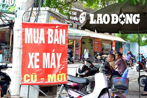 Những mánh khóe kiếm lời tiền triệu của dân buôn xe máy cũ