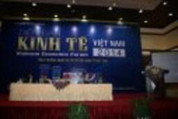 Diễn Đàn Kinh Tế Việt Nam 2014
