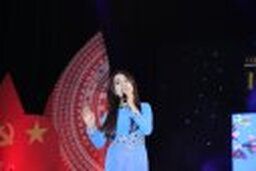 Mùa xuân nho nhỏ – Ca sĩ Lan Anh