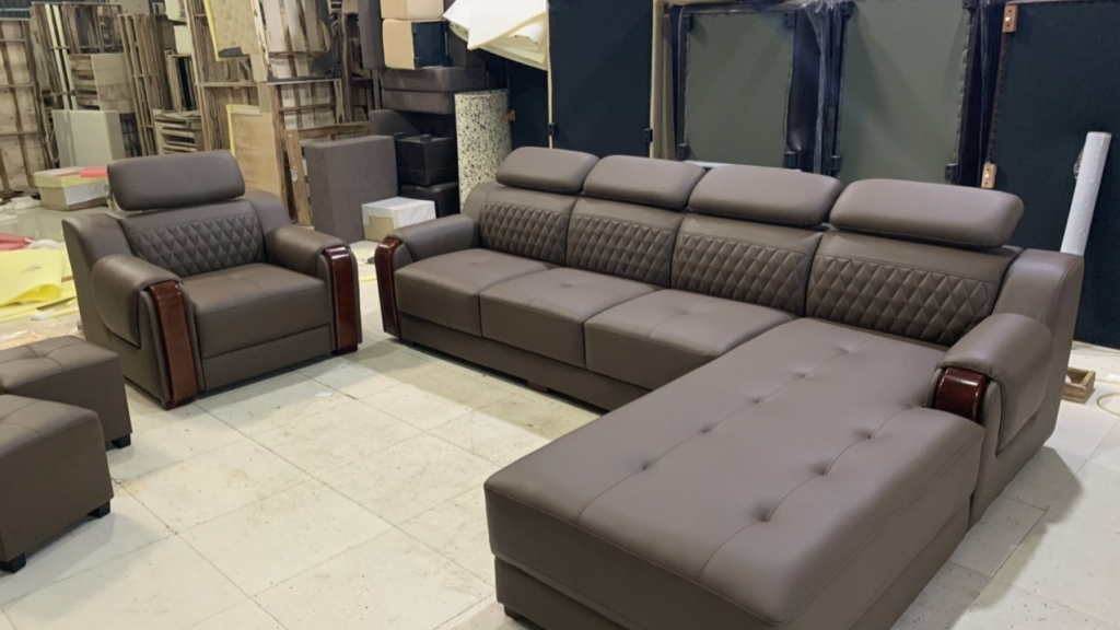 Sản phẩm ghế sofa do cơ sở của Phan Hoàng Quý sản xuất 