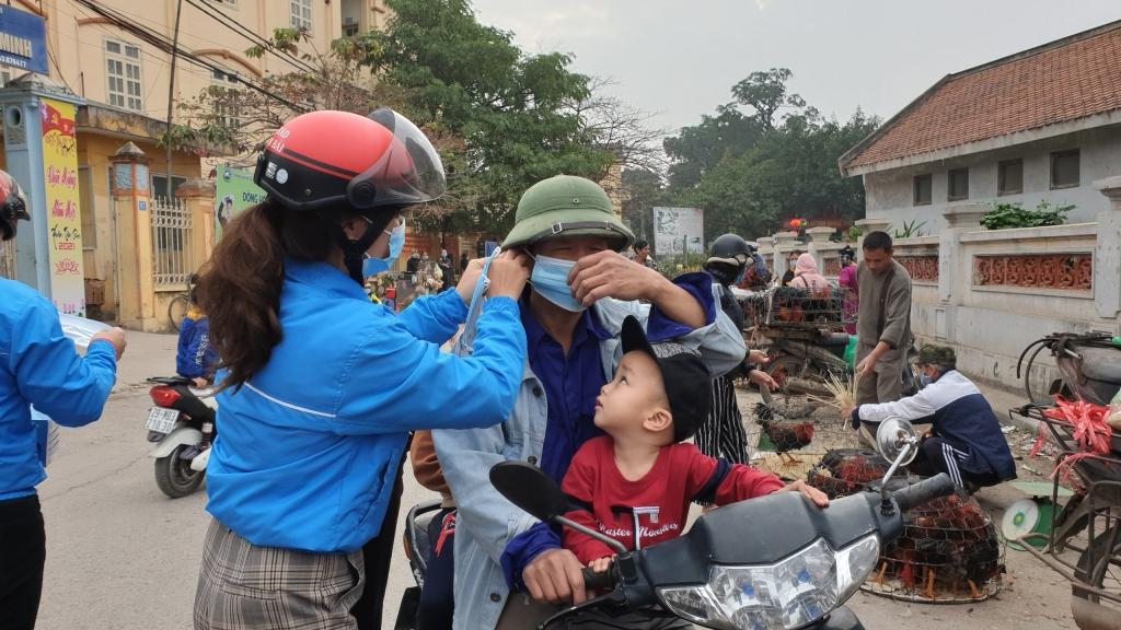  Phần việc ý nghĩa của thanh niên huyện Thanh Oai trong việc phòng, chống dịch Covid 19