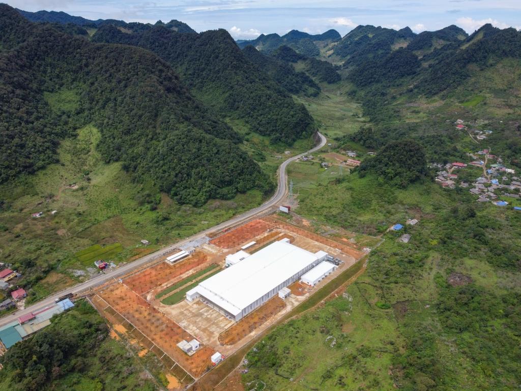 Nhà máy chế biến hoa quả tươi và thảo dược Vân Hồ, Sơn La, vừa hoạt động từ tháng 9/2020