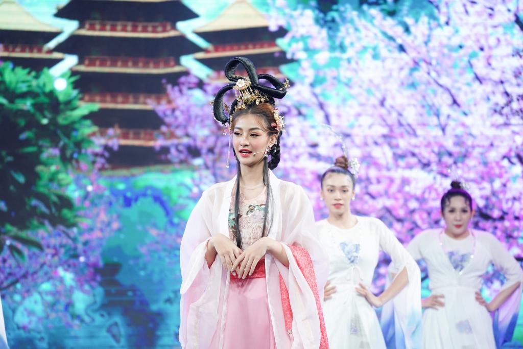 Kiều Loan Kiều Loan