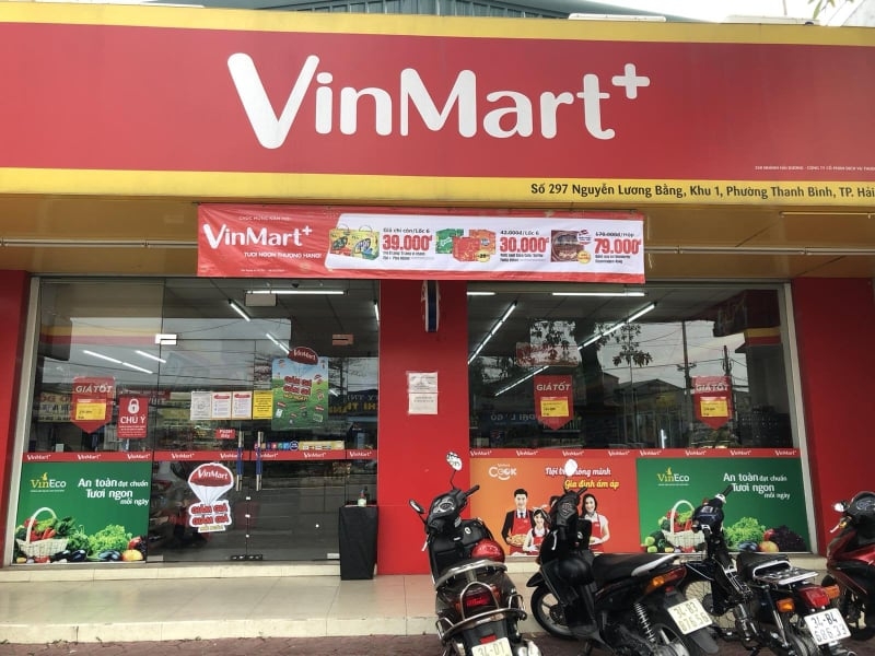 Hệ thống bán lẻ của VinMart & VinMart+ đảm bảo cung ứng đấy đủ các mặt hàng thiết yếu phục vụ bà con ở tâm dịch Hải Dương