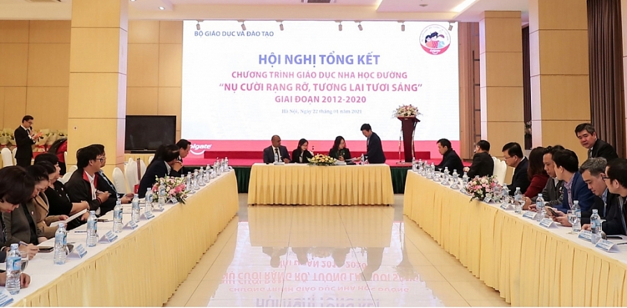 Toàn cảnh lễ ký kết chương trình giáo dục Nha Học Đường giai đoạn 2021 -2025