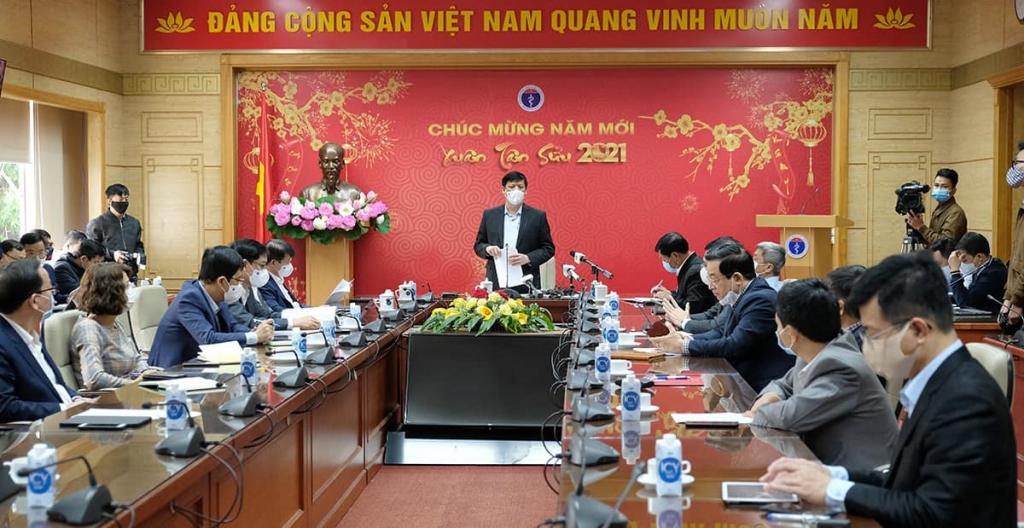 GS.TS Nguyễn Thanh Long- Bộ trưởng Bộ Y tế phát biểu tại hội nghị giao ban trực tuyến về công tác phòng chống dịch COVID-19 