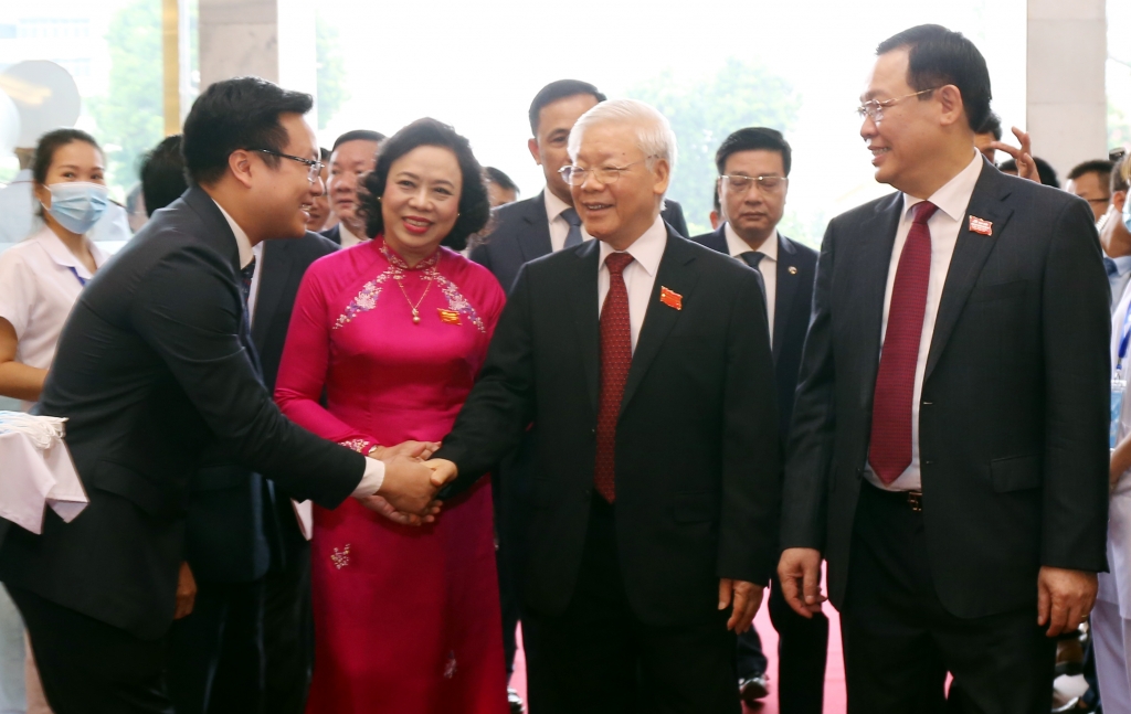Tổng bí thư, Chủ tịch nước Nguyễn Phú trọng cùng các đại biểu dự Đại hội đại biểu lần thứ XVII (nhiệm kỳ 2020-2025) Đảng bộ TP Hà Nội 