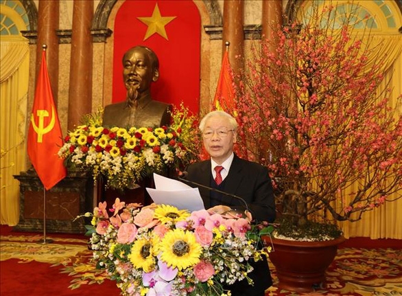 Tổng bí thư, Chủ tịch nước Nguyễn Phú Trọng chúc Tết các đồng chí lãnh đạo và nguyên lãnh đạo Đảng, Nhà nước - Ảnh: TTXVN