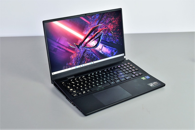 Laptop gaming giá 100 triệu đồng tại Việt Nam, cấu hình “khủng long”, tốc độ SSD nhanh nhất lên đến 10,500 MB/s - Ảnh 3.