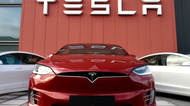 Tin vui cho VinFast: Tesla sẽ liên tục mất thị phần tại Mỹ, 30-40% ô tô bán ra là xe điện cho đến năm 2030 - Ảnh 1.