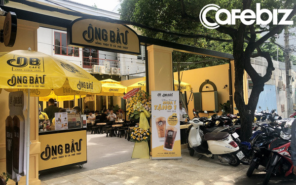 Tại sao các chuỗi đồ uống đình đám Phúc Long, Highlands Coffee hay The Coffee House ồ ạt mở mô hình kiosk? - Ảnh 2.