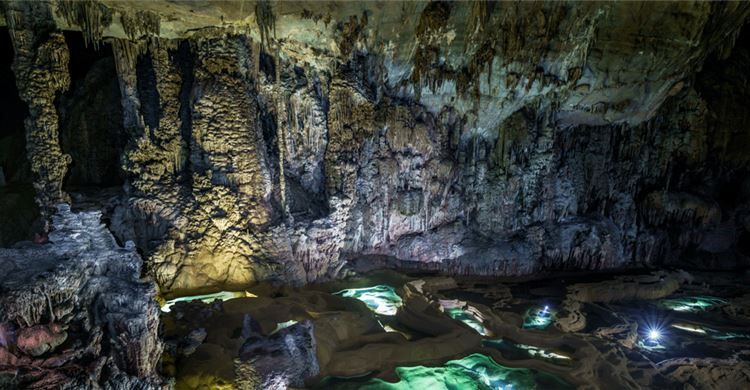 Tour Thám Hiểm Phong Nha 2N1D: Khám Phá Hang Pygmy