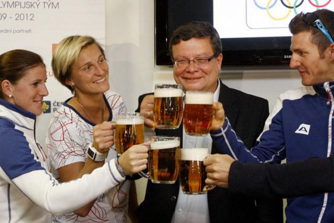 Đất nước "nghiện" bia nhất thế giới 5