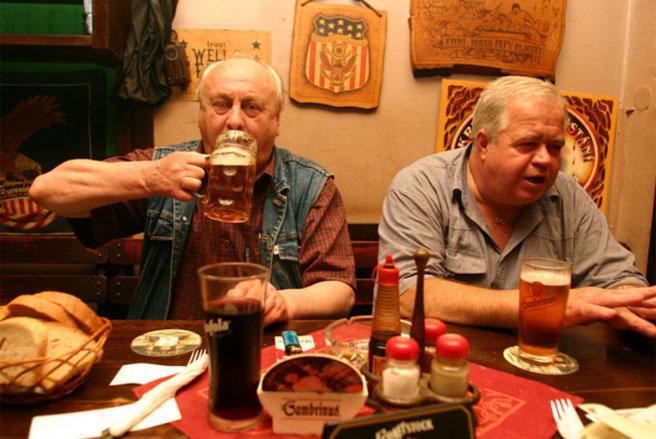 Đất nước "nghiện" bia nhất thế giới 9