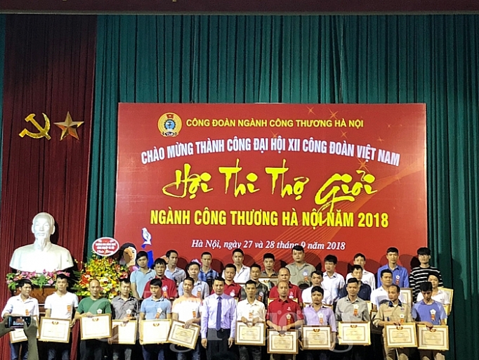 60 thi sinh tham du hoi thi tho gioi nganh cong thuong ha noi nam 2018